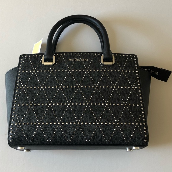 Michael Kors Handbags - 🔥🔥 Michael Kors Black SELMA Satchel 🔥🔥
